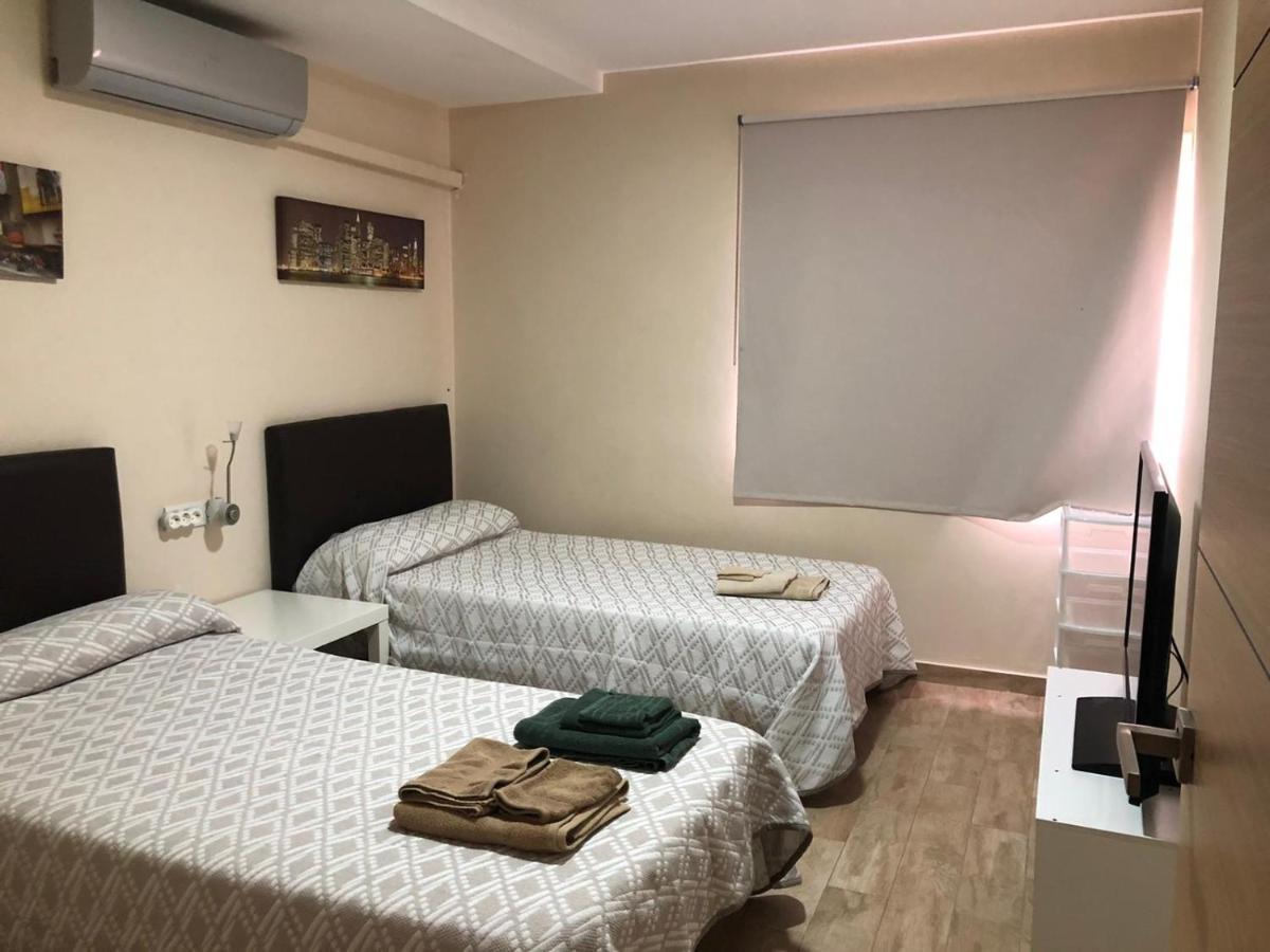 Apartamentos Albeniz Algeciras Ngoại thất bức ảnh