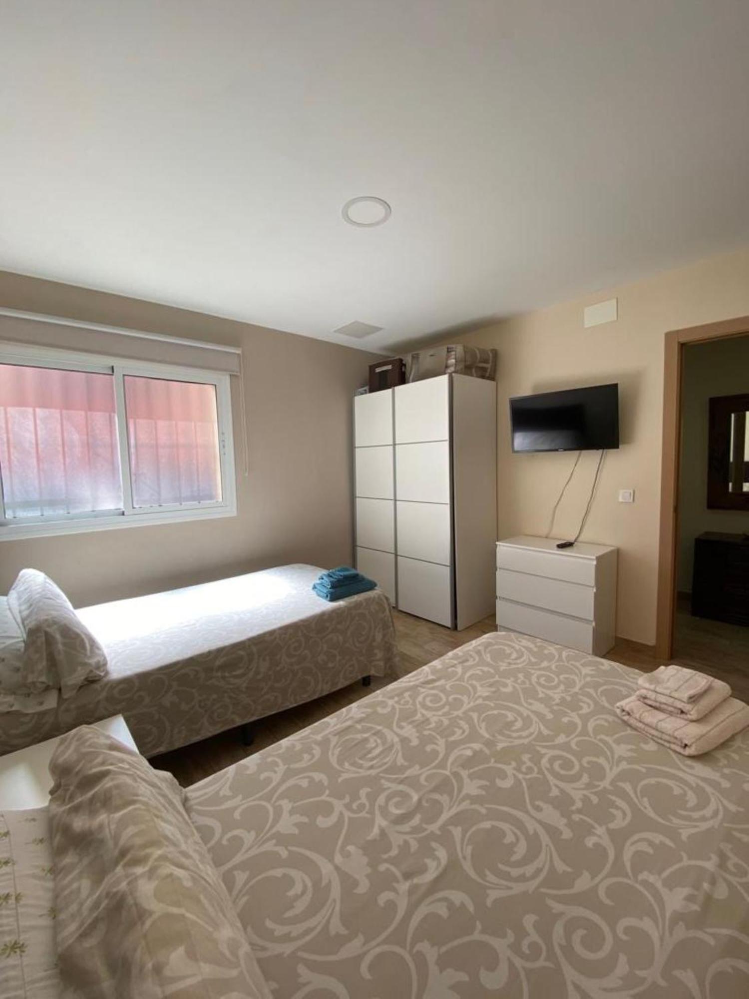 Apartamentos Albeniz Algeciras Ngoại thất bức ảnh